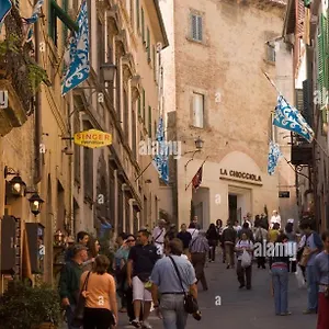 Il Corso Di Montepulciano